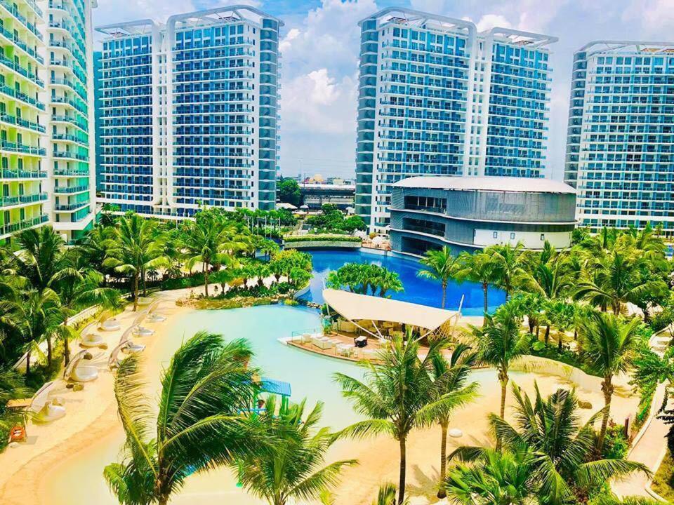 Azure C2 Balcony Wifi Near Mall Airport Multiple Units Paranaque City エクステリア 写真